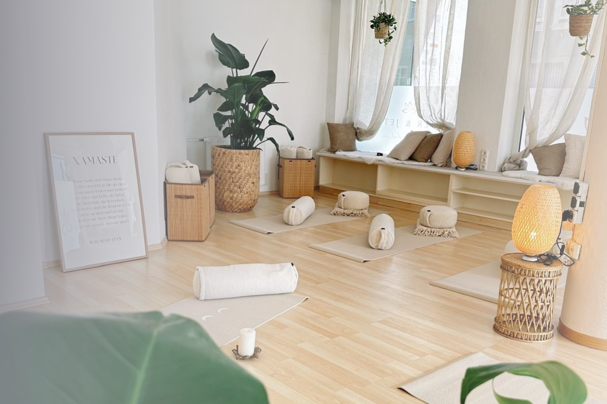 Heller Kursraum für Qi Gong mit Lisa in Langenzenn